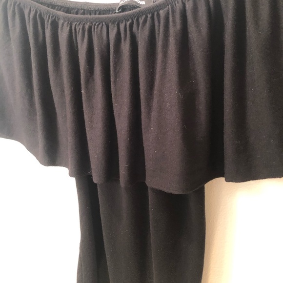 Off Shoulder Top Ruffle body suit - Picture 5 of 5